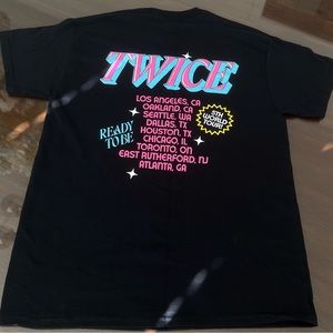 Twice concert T-shirt/unisex. This is a size medium. Brand new!